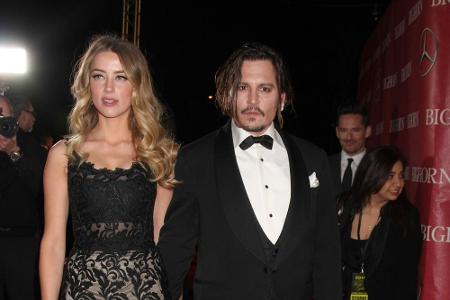 Johnny Depp (52) und Amber Heard (29) lernten sich am Filmset kennen und lieben. Die Hochzeit fand 2015 statt - und das obwo...