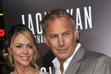 Kevin Costner (61) und Christine Baumgartner (42): Ob die Modedesignerin ihren 19 Jahre älteren Ehemann einkleidet?