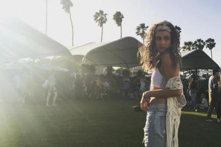 Model und Bieber-Ex Hailey Baldwin (19) genießt das Coachella-Festival als Gesicht der 