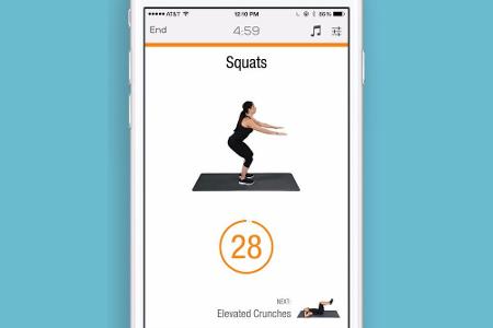 Die Übungen werden von Videos begleitet, in denen Trainer die richtigen Bewegungsabläufe vorführen. Außerdem gibt es eine Ap...