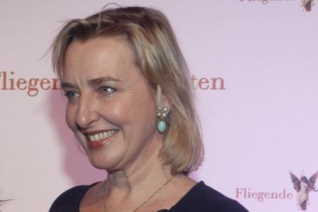 Karen Friesicke verstarb am 1. Weihnachtsfeiertag 2015 mit nur 53 Jahren. Der Serien-Star aus 