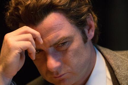 Sein größter Gegner: Der nicht minder geniale Russe Boris Spassky (Liev Schreiber). Die Partien gegen ihn werden sowohl von ...