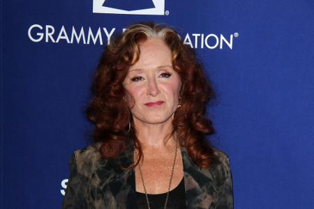 ... ebenso wie R&B- und Country-Sängerin Bonnie Raitt.