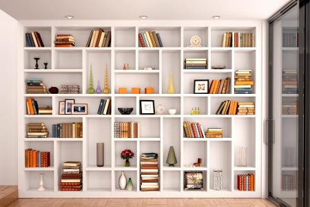 Wer am meisten aus dem vorhandenen Platz rausholen möchte, sollte einen Einbauschrank planen lassen.