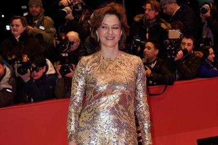 Martina Gedeck fiel in ihrer unvorteilhaften Metallic-Robe etwas aus dem Rahmen.