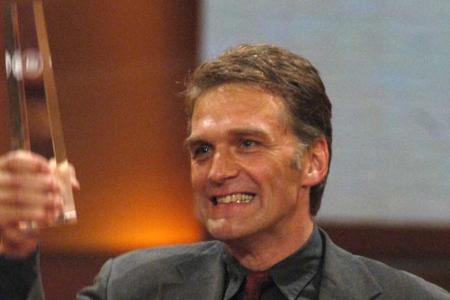 Den 8. Platz sichert sich Walter Sittler (63) für seine Rolle des Dr. Robert Schmidt in der RTL-Serie 