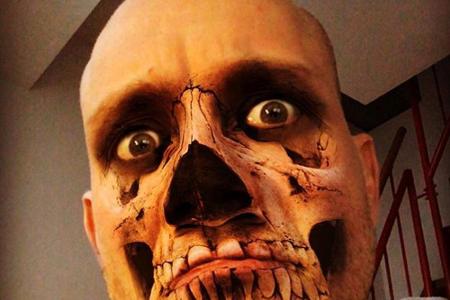 Ebenfalls für Grusel-Maskerade entschied sich Sänger und Schauspieler Oliver Petszokat. Sein Totenkopf-Make-up konnte sich s...