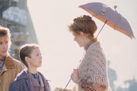 Von 1993 bis 1998 war Barbara Babcock in der Rolle von Dr. Quinns Vertrauter Dorothy Jennings zu sehen. Die heute 78-Jährige...