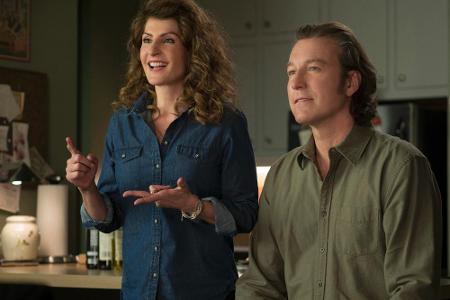Doch eigentlich haben Toula (Nia Vardalos) und Ian (John Corbett) schon genug mit ihrer gemeinsamen Tochter Paris zu tun. Di...