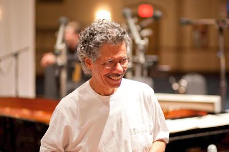 Die meisten Jazz-Grammys stehen im Trophäenregal von Chick Corea (74): 22 Awards gewann der Pianist bisher.