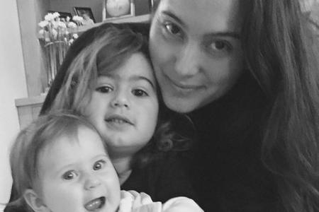 Emma Heming-Willis und die beiden Töchter Mabel und Evelyn sind Bruce Willis' ganzer Stolz Emma Heming-Willis und die beiden Töchter Mabel und Evelyn sind Bruce Willis' ganzer Stolz