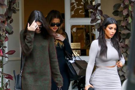 ...verriet Kim ihrer jüngeren Schwester Khloe: 