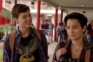 Bex Taylor-Klaus (r.) übernimmt eine der Hauptrollen in "Scream"
