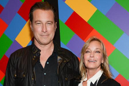 Bo Derek und ihr Lebensgefährte John Corbett sind seit 2003 ein Paar Bo Derek und ihr Lebensgefährte John Corbett sind seit 2003 ein Paar