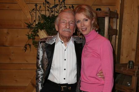 Christine und James Last bei einer Musik-Veranstaltung im Dezember 2014 in Graz. Sie vermisst ihren Mann sehr Christine und James Last bei einer Musik-Veranstaltung im Dezember 2014 in Graz. Sie vermisst ihren Mann sehr