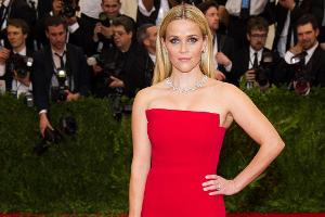 Reese Witherspoon: Darum trägt sie nie Schwarz