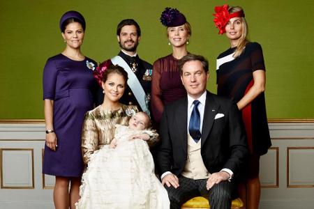 Tanten und Onkel (v.l.n.r.): Prinzessin Victoria von Schweden, Prinz Carl Philip von Schweden, Tatjana D'Abo, Natascha Abens...