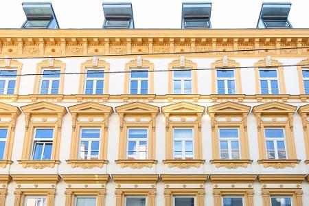 Hinter dieser Wiener Prachtpalais-Fassade verbirgt sich eine Stadt-Ferienwohnung