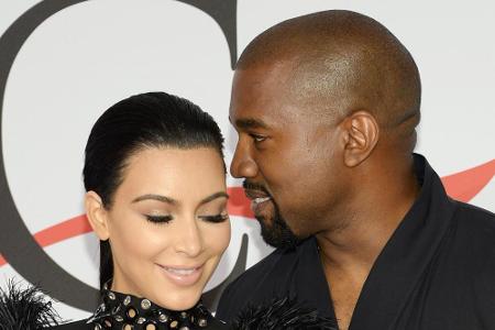 Schon bei der Namenswahl des ersten Babys haben sich Kim Kardashian (35) und Kanye West (38) nicht lumpen lassen: Jetzt hat ...