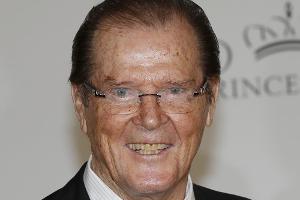Roger Moore: Hugh Jackman soll der nächste Bond werden