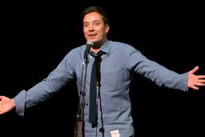 Jimmy Fallon: Schon wieder die Hand kaputt