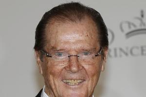 Roger Moore: "Frauen oder Schwule sind kein richtiger Bond"
