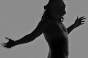 Neues Video: Rea Garvey zieht blank