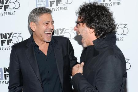 Zwei, die sich gut verstehen: George Clooney (li.) und Joel Coen im September beim New York Film Festival Zwei, die sich gut verstehen: George Clooney (li.) und Joel Coen im September beim New York Film Festival
