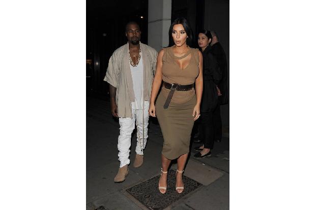 ...sich das Magazin gerade für die doch weitestgehend talentfreie Gattin von Kanye West als Titel-Lady entschieden hat - imm...