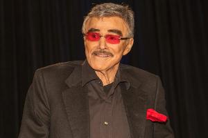 Burt Reynolds: Bessere Rollen durch seinen ikonischen Schnurrbart