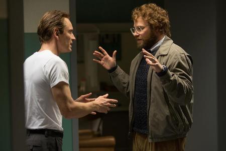 Steve Jobs (Fassbender, l.) und Steve Wozniak (Seth Rogen)