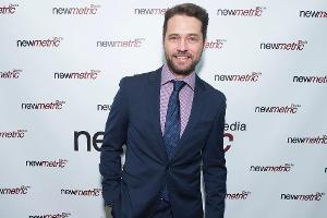 "Beverly Hills, 90210"-Star Jason Priestley stürzt von Pferd