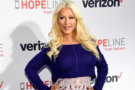 Christina Aguilera bezauberte in einem farbenfrohen Outfit auf dem roten Teppich Christina Aguilera bezauberte in einem farbenfrohen Outfit auf dem roten Teppich