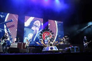 Foo Fighters widmen den Paris-Opfern eine Gratis-Platte