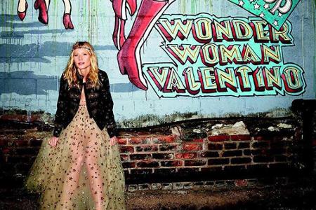 Liebling der Designer: Gwyneth Paltrow sitzt bei den Modenschauen von New York bis Paris nicht nur oft in der ersten Reihe, ... Liebling der Designer: Gwyneth Paltrow sitzt bei den Modenschauen von New York bis Paris nicht nur oft in der ersten Reihe, ...