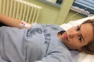 Angelina Heger postet Foto aus dem Krankenhaus