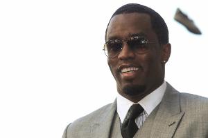 Sean Combs kann wieder lachen: Er kommt nach seiner Festnahme ungeschoren davon