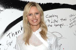 Karolina Kurkova erwartet nach Sohn Tobin ihr zweites Kind
