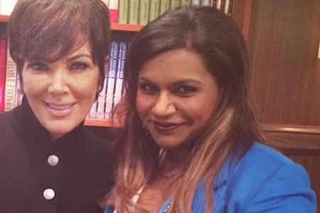 Mindy Lahiri (r.) mit Kris Jenner bei einer Buchpräsentation