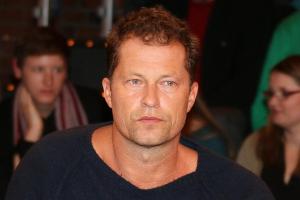 Til Schweiger vs. Facebook: Der Flüchtlings-Shitstorm