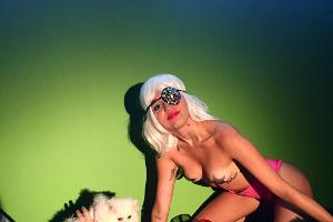 02 Miley Cyrus  httpsinstagram.commileycyrus  1517275_100719199598.jpg
