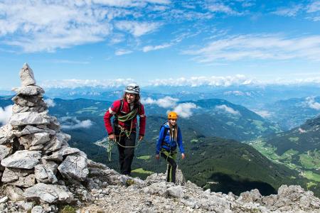 Traumhaftes Panorama über die Dolomiten auf dem Gipfel