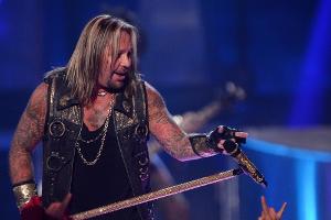 Klage gegen Social-Media-Managerin: Vince Neil kann wieder twittern