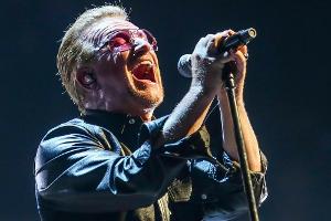 U2-Sänger Bono geht unter die Designer