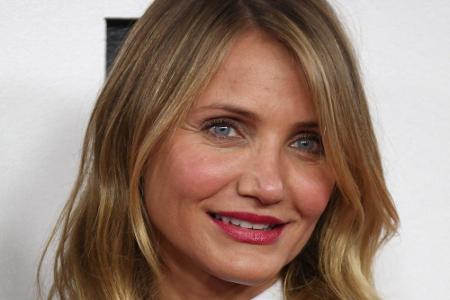 Als Cameron Diaz (43) mit 16 die Schule verließ, deutete zunächst alles auf eine Model-Karriere der Blondine hin. Doch ihre ...