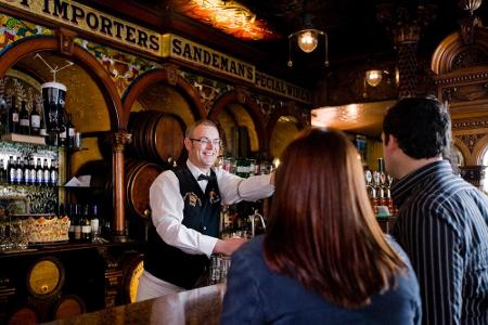 Für viele ist der Crown Liqour Saloon der schönste Pub der Welt