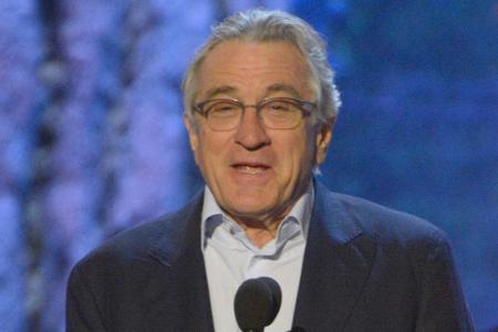 Robert De Niro ist ein Fan von persönlichen Gesprächen Robert De Niro ist ein Fan von persönlichen Gesprächen