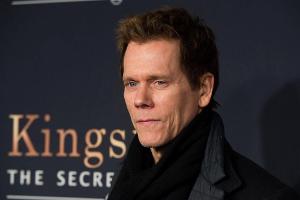 Kevin Bacon "kämpft" für mehr männliche Nacktszenen