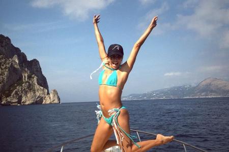 Eva Longoria setzt auf einen Triangel-Bikini