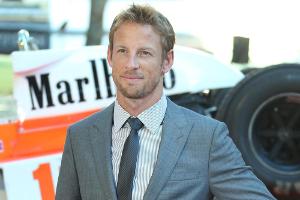 Jenson Button betäubt und ausgebraubt!